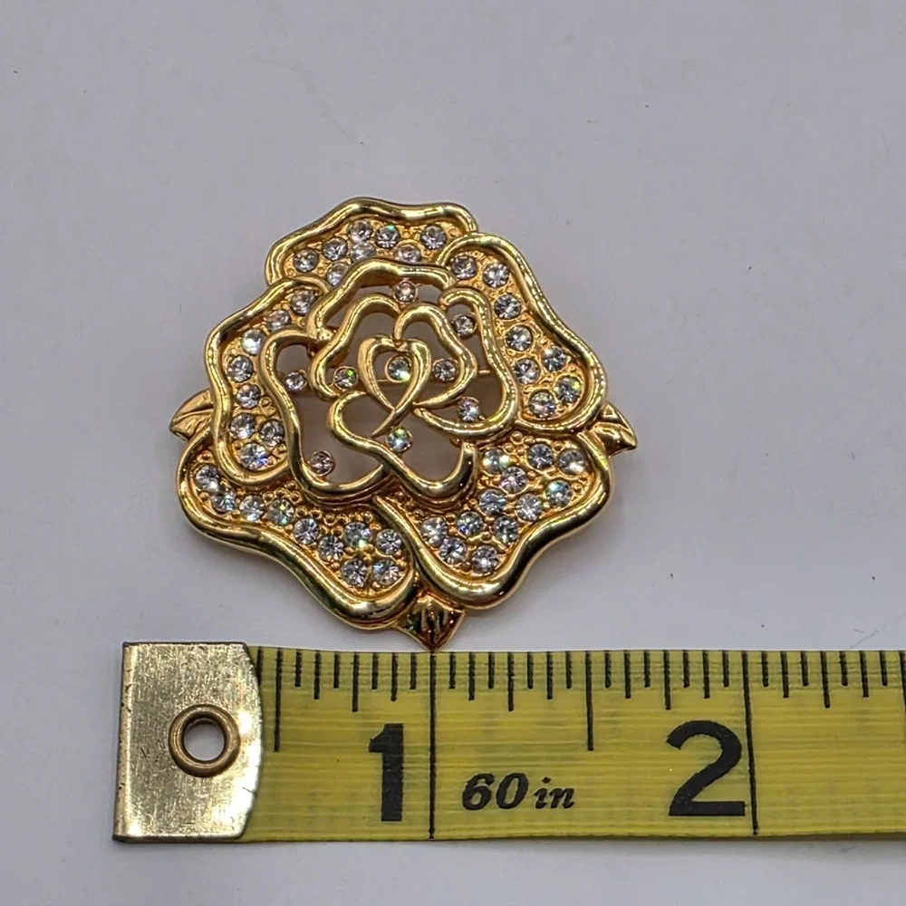 Sparkling Rose Brooch Pin Rhinestone Gold Tone Flower Statement Jewelry Openwork